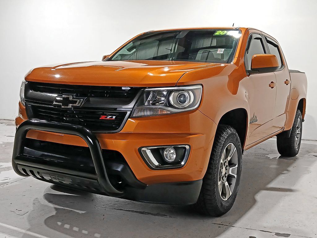Used 2017 Chevrolet Colorado Z71 AWD/4WD image 3