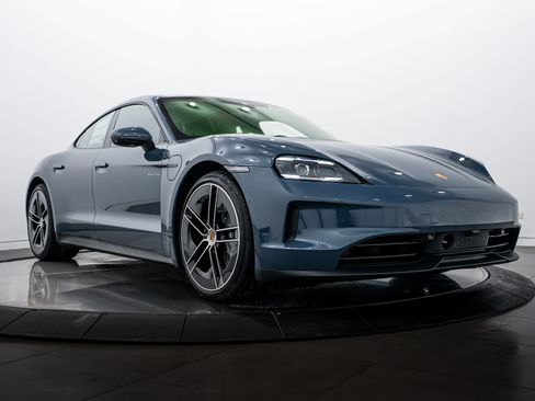 New 2026 Porsche Taycan image 9