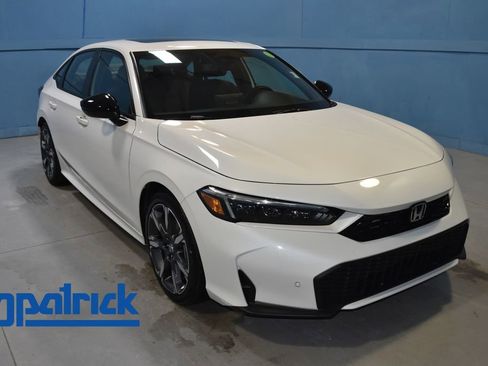 Used 2025 Honda Civic Sport Touring image 1