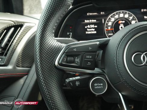 Used 2017 Audi R8 V10 w/ Carbon Exterior Package AWD/4WD image 32