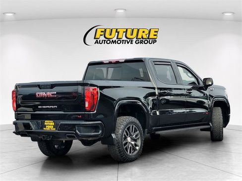 Used 2022 GMC Sierra 1500 AT4 w/ AT4 Carbonpro Edition image 4