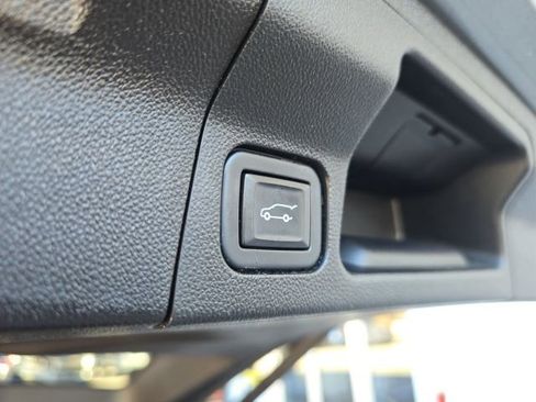 Used 2020 GMC Acadia SLT image 10