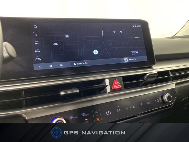 Used 2025 Kia Sorento S FWD image 2