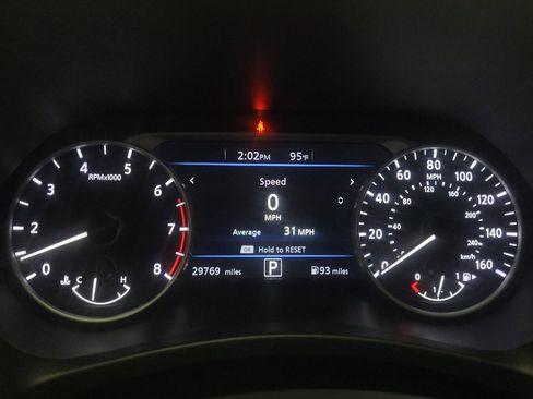 Used 2024 Nissan Sentra SR FWD image 23