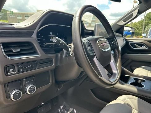 Used 2024 GMC Yukon SLT RWD image 10