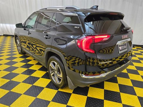 Used 2020 GMC Terrain SLT w/ Preferred Package image 5