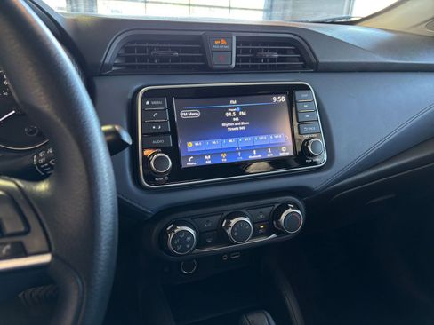 Used 2023 Nissan Versa SV image 21