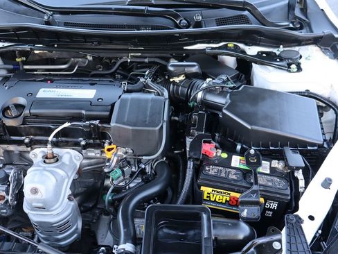 Used 2015 Honda Accord EX-L image 40