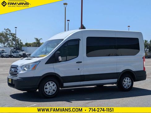 Used 2016 Ford Transit 150 XLT RWD image 3