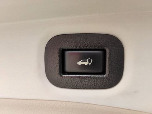 Used 2014 Nissan Rogue SL image 10