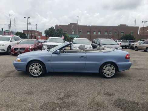 Used 2004 Volvo C70 HT image 6
