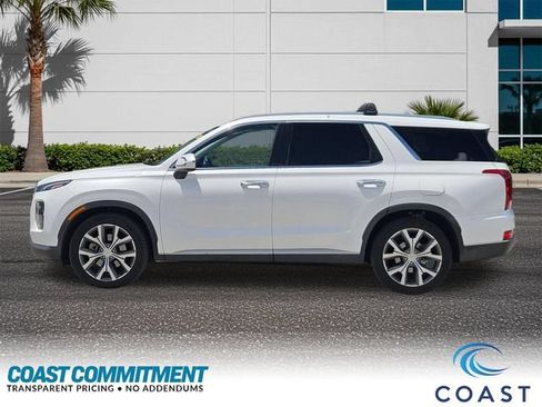 Used 2022 Hyundai Palisade SEL w/ Premium Package FWD image 3