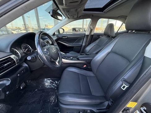 Used 2015 Lexus IS 250 AWD w/ Navigation System Package image 10