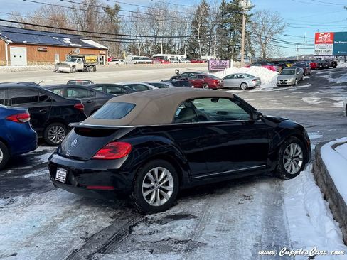 Used 2014 Volkswagen Beetle TDI image 20