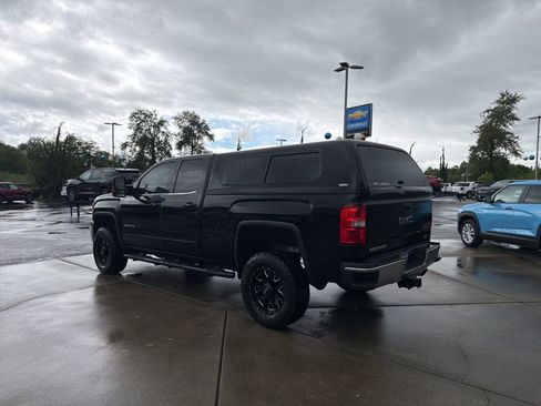 Used 2017 GMC Sierra 2500 SLE w/ HD SLE Preferred Plus Package AWD/4WD image 3