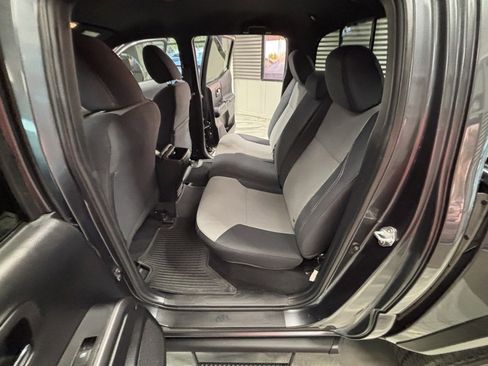 Used 2021 Toyota Tacoma TRD Off-Road image 51