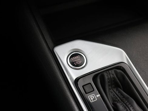 Used 2025 Nissan Altima 2.5 SV FWD image 15
