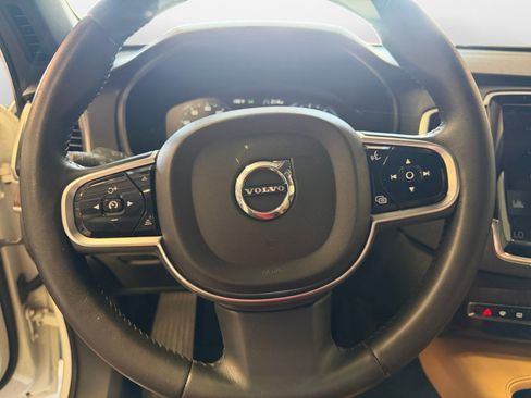 Used 2017 Volvo XC90 T6 Momentum w/ Vision Package AWD/4WD image 13