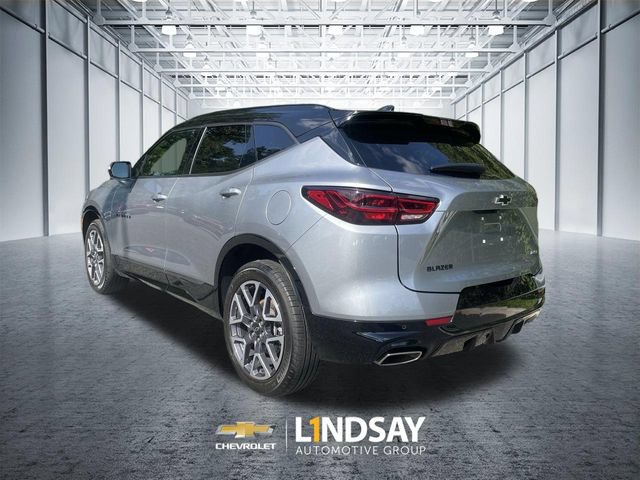 Used 2023 Chevrolet Blazer RS w/ Enhanced Convenience Package FWD image 6