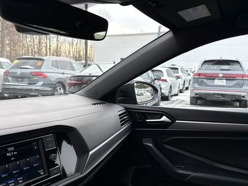 Certified 2023 Volkswagen Jetta Sport image 21
