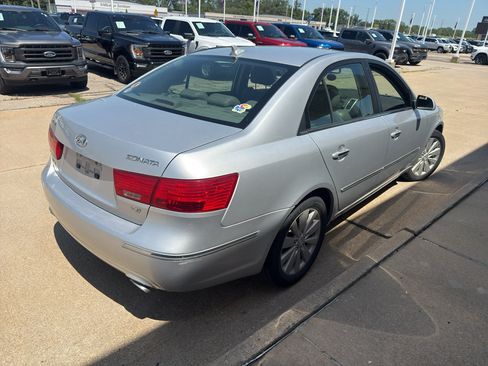 Used 2009 Hyundai Sonata Limited FWD image 7