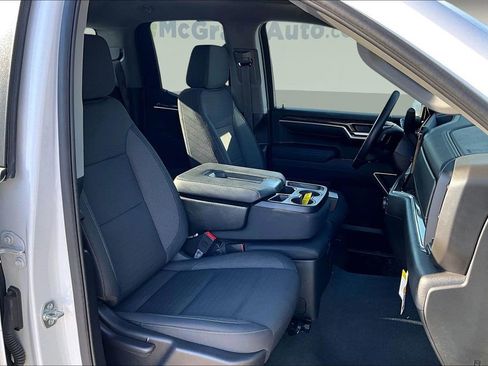 Certified 2025 Chevrolet Silverado 1500 LT image 31