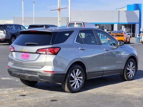 Certified 2024 Chevrolet Equinox LT w/ LPO, Floor Liner Package image 6