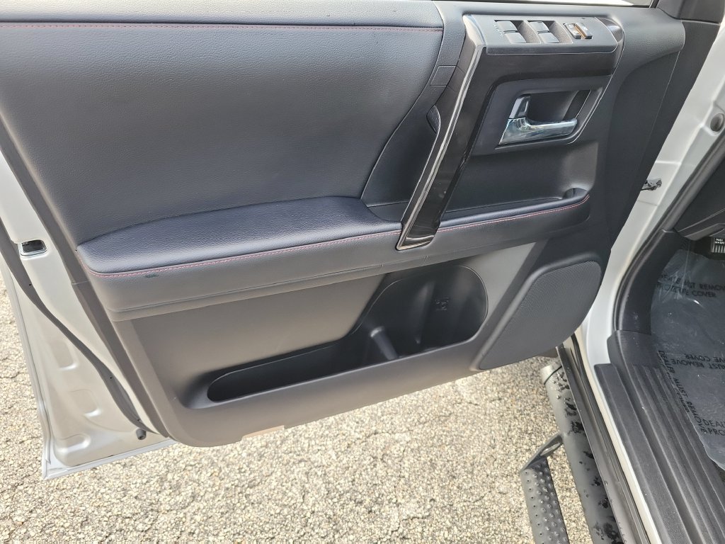 Used 2023 Toyota 4Runner TRD Off-Road Premium w/ Moonroof Package AWD/4WD image 20