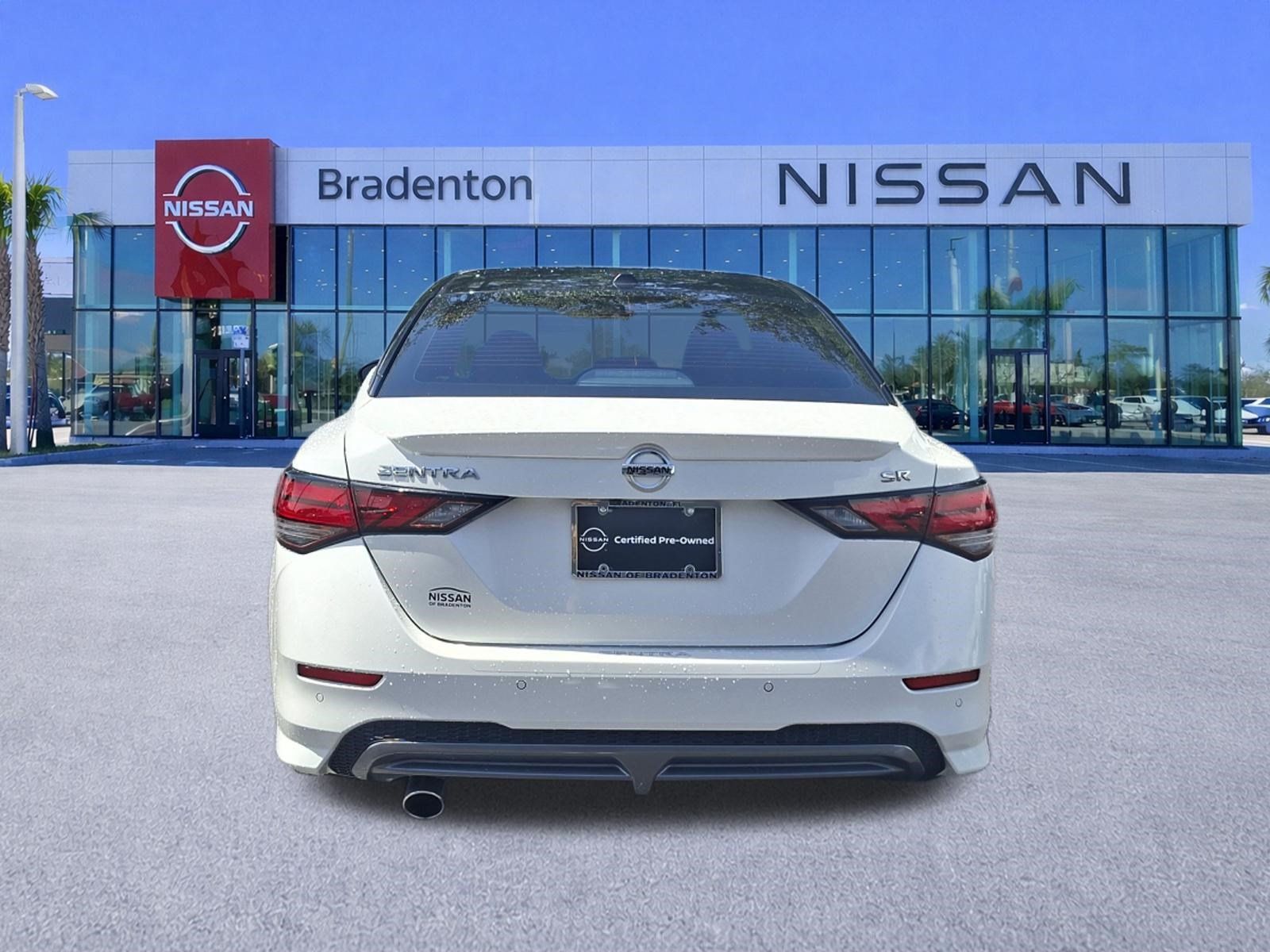 Certified 2023 Nissan Sentra SR w/ SR Premium Package FWD image 6