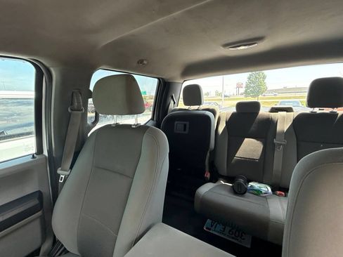 Used 2017 Ford F250 XL w/ Power Equipment Group AWD/4WD image 14