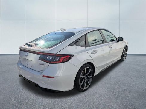 Used 2025 Honda Civic Sport Touring image 3