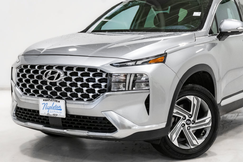 Used 2021 Hyundai Santa Fe SEL w/ Convenience Package AWD/4WD image 2
