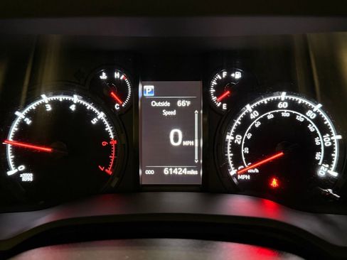 Used 2020 Toyota 4Runner SR5 Premium image 19