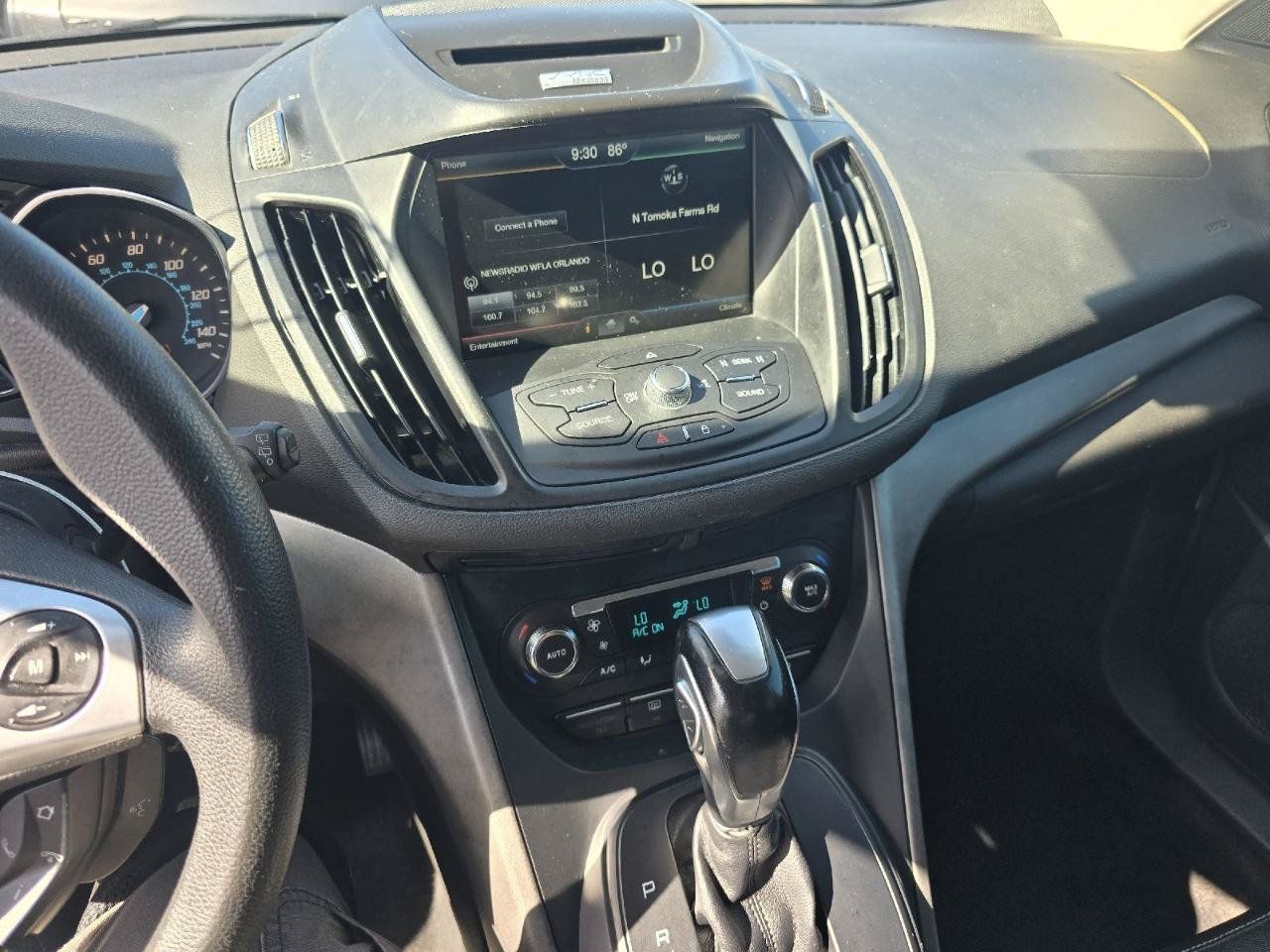 Used 2014 Ford Escape SE w/ Equipment Group 201A FWD image 19