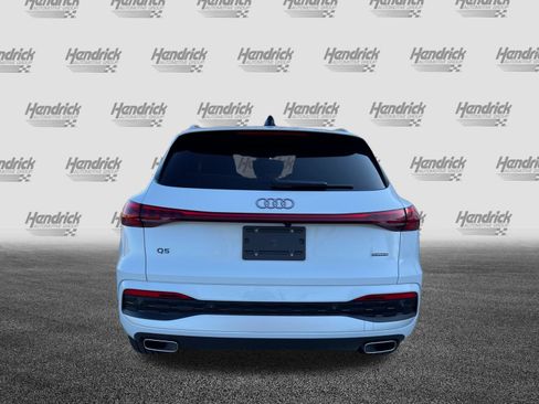 Used 2025 Audi Q5 Premium w/ Premium Plus AWD/4WD image 8