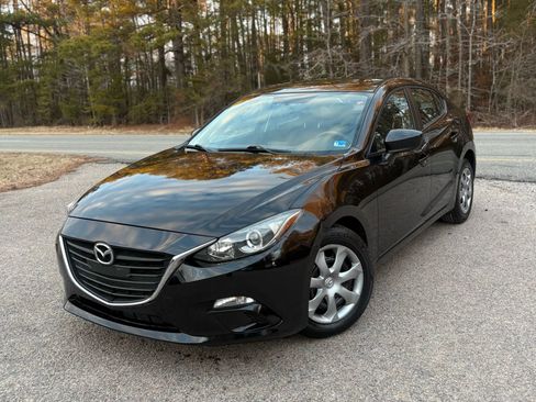Used 2014 MAZDA MAZDA3 i Sport image 2