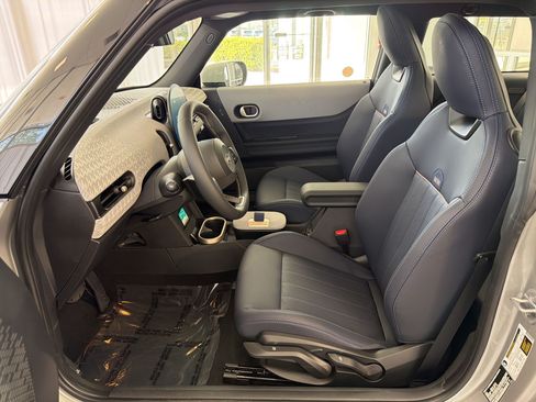 New 2026 MINI Cooper 2-Door Hardtop FWD image 5