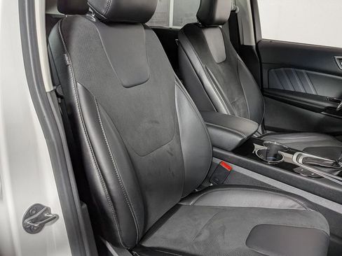 Used 2016 Ford Edge Sport w/ Equipment Group 401A AWD/4WD image 32