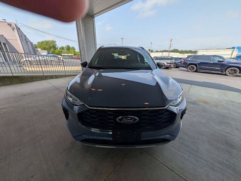 Used 2024 Ford Escape ST-Line FWD image 2