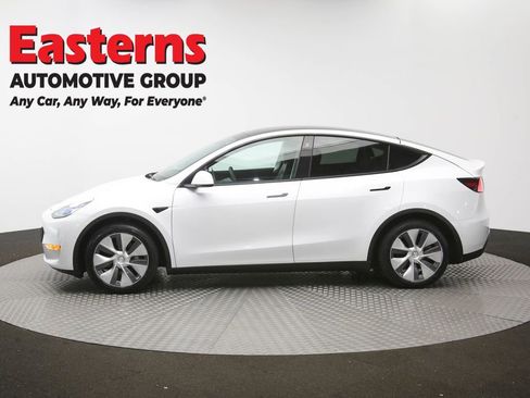 Used 2022 Tesla Model Y Long Range AWD/4WD image 54