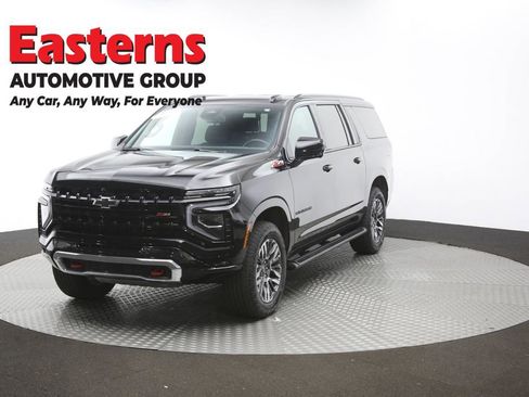 Used 2025 Chevrolet Suburban Z71 AWD/4WD image 57
