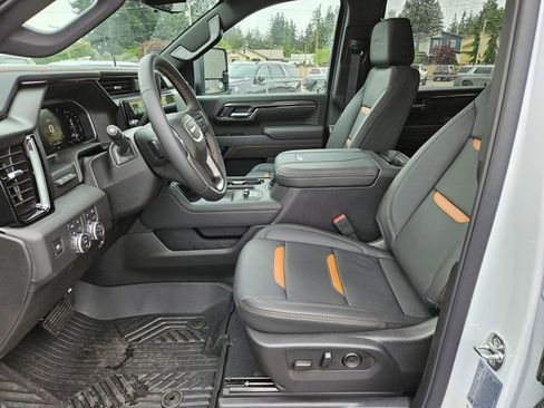 New 2026 GMC Sierra 2500 AT4 w/ AT4 Premium Plus Package AWD/4WD image 21