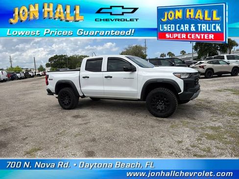 Used 2023 Chevrolet Colorado Trail Boss w/ Technology Package AWD/4WD image 19