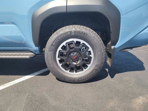 New 2026 Toyota 4Runner TRD Off-Road Premium image 9