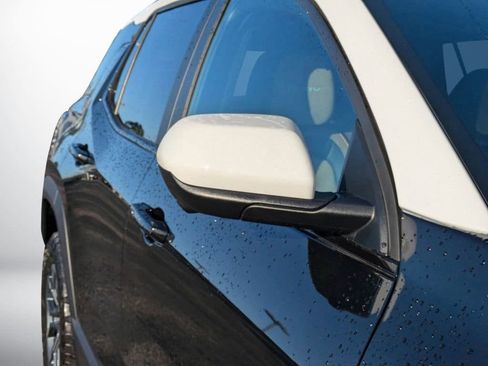 New 2025 Chevrolet Equinox ACTIV w/ Safety and Technology Package FWD image 11