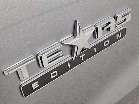 New 2026 Chevrolet Silverado 1500 LT w/ Texas Edition Plus RWD image 11