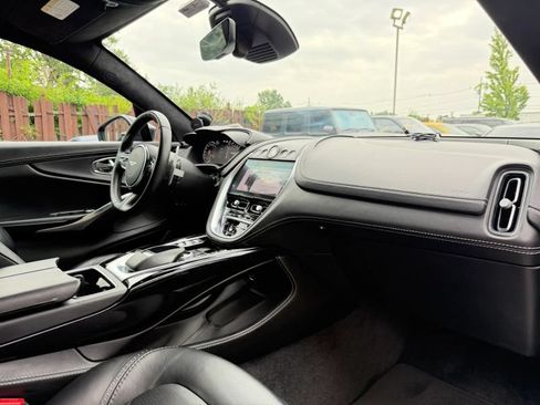 Used 2021 Aston Martin DBX AWD/4WD image 31