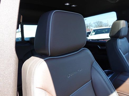 Used 2023 GMC Sierra 1500 Denali w/ Technology Package image 46