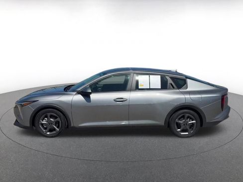 Used 2025 Kia K4 LXS image 7