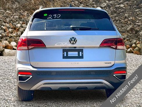 Used 2024 Volkswagen Taos SE AWD/4WD image 4